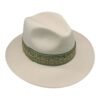 1102815n568Z white 5
